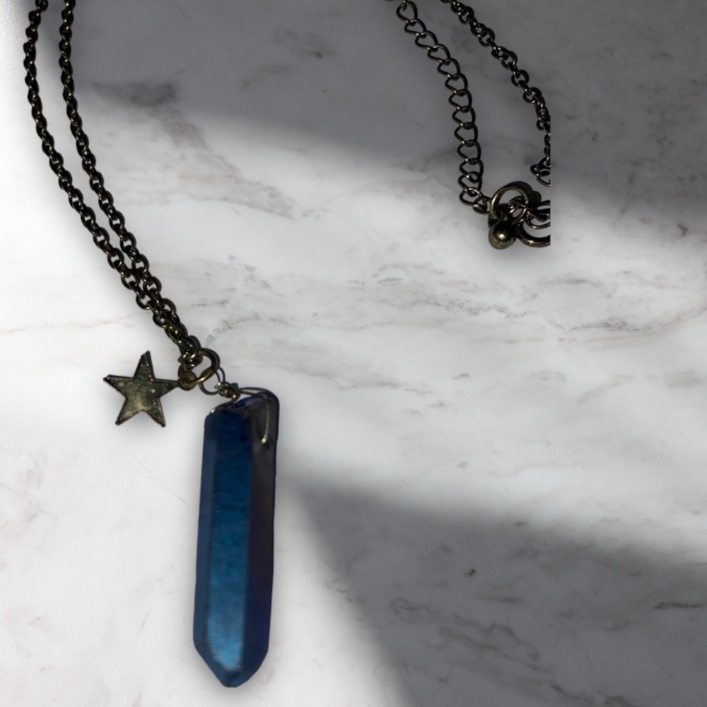 Rhinestone star necklace 💙✨🌀